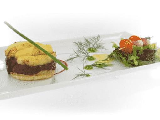 Boucher de France - Les Recettes - Feuilleté de Boudin Noir aux Pommes et son Mesclun